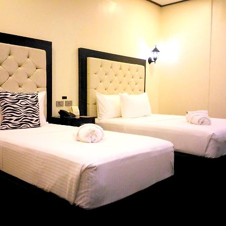 The Ambassador Hotel Tacloban Bagian luar foto