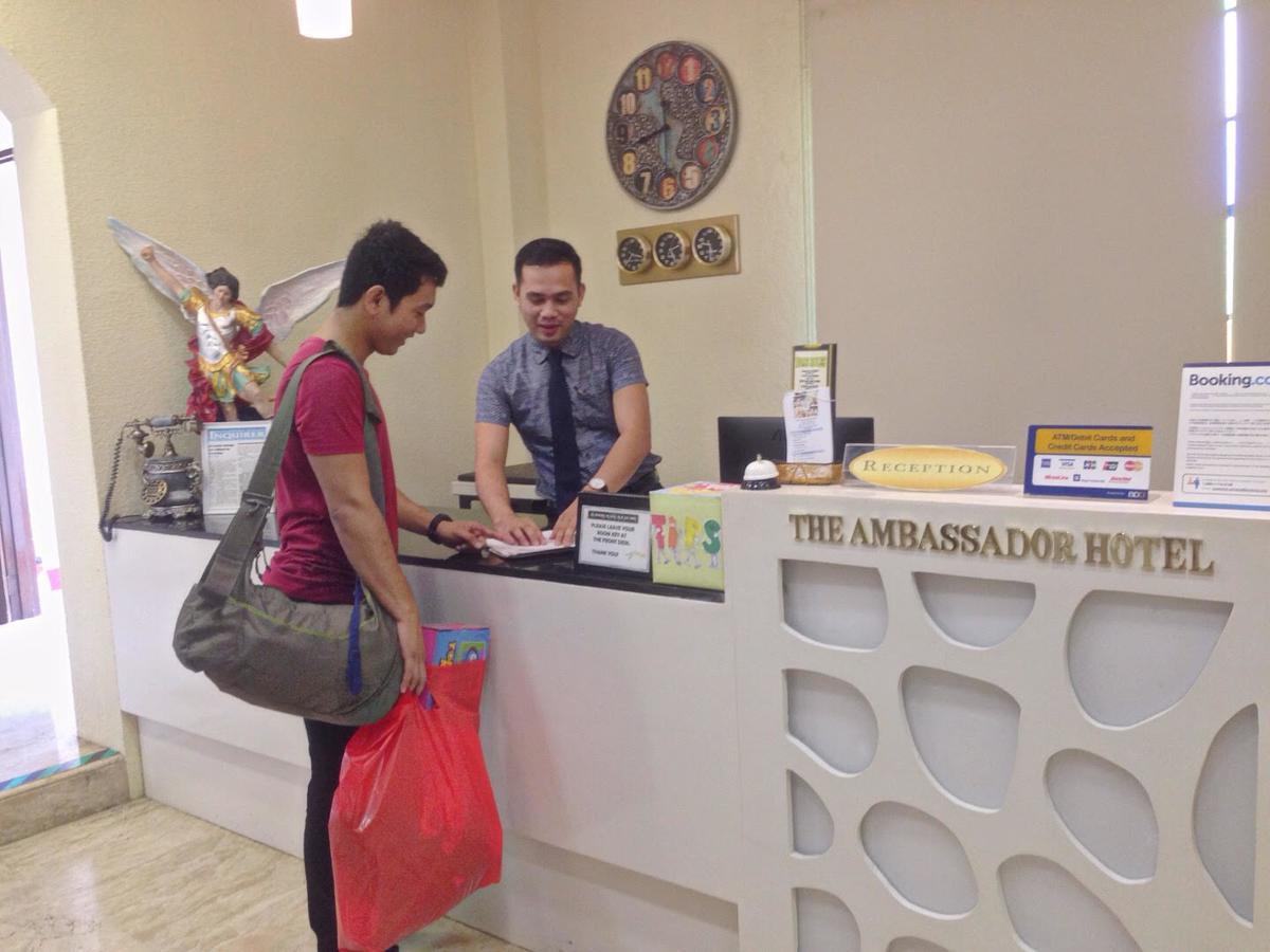 The Ambassador Hotel Tacloban Bagian luar foto